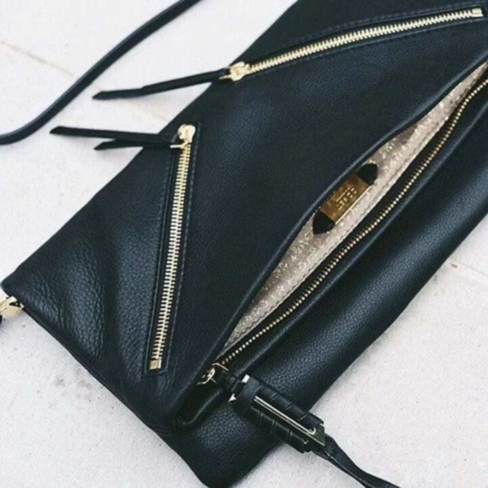 :: S&D Versatile 4-in-1 Covet Waverly Clutch - Picture 6 of 11